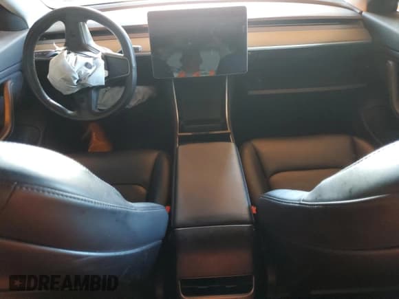 ✅ 2018 Tesla Model 3 Long Range Battery • VIN: 5YJ3E1EA6JF045288 • Lot: 91872415. Wystawiony na Copart z przebiegiem Nie podano. Bezpłatny archiwum sprzedaży aukcyjnych z USA i szczegółowy raport historii pojazdu na DreamBid. Zdjęcie 8.