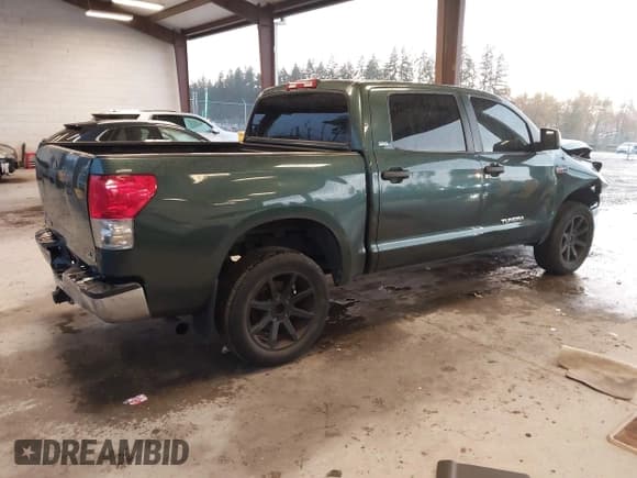 ✅ 2008 Toyota Tundra SR5 • VIN: 5TFDV54168X037768 • Lot: 43629804. Listed on IAAI with 141,633 mi. Free auction sales archive from the USA and detailed vehicle history report at DreamBid. Image 4.