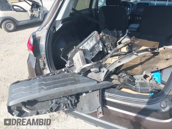 ✅ 2020 Mitsubishi Outlander ES • VIN: JA4AR3AU1LU024621 • Lot: 42763806. Listed on IAAI with 76,768 mi. Free auction sales archive from the USA and detailed vehicle history report at DreamBid. Image 12.