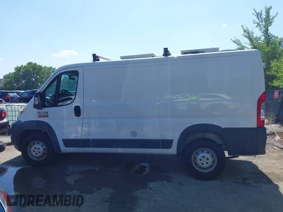✅ 2016 Ram ProMaster Cargo • VIN: 3C6TRVAGXGE132994 • Lot: 42539575. Wystawiony na IAAI z przebiegiem 137 233 mil. Bezpłatny archiwum sprzedaży aukcyjnych z USA i szczegółowy raport historii pojazdu na DreamBid. Zdjęcie 15.