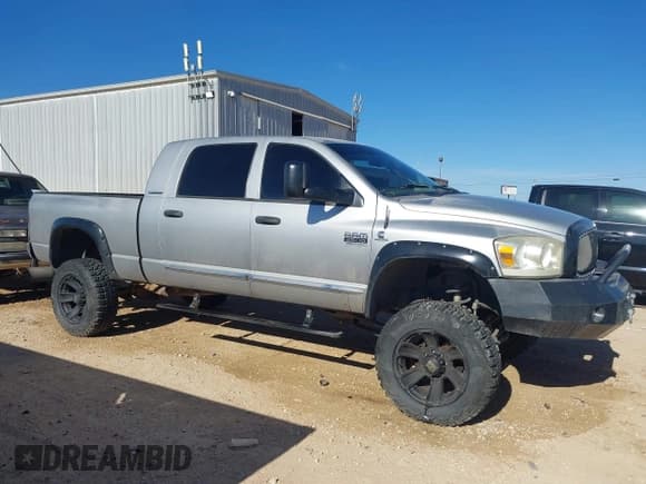 ✅ 2007 Dodge 2500 SLT • VIN: 3D7KS29A17G774733 • Лот: 41256074. Опубликован ранее на IAAI с пробегом 214 926 миль. Бесплатный доступ к архиву аукционных продаж из США и подробный отчёт об истории автомобиля на DreamBid. Изображение 13.