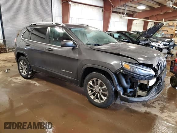 ✅ 2020 Jeep Cherokee Lux • VIN: 1C4PJMLX6LD630792 • Lot: 88640995. Wystawiony na Copart z przebiegiem 146 564 mil. Bezpłatny archiwum sprzedaży aukcyjnych z USA i szczegółowy raport historii pojazdu na DreamBid. Zdjęcie 4.