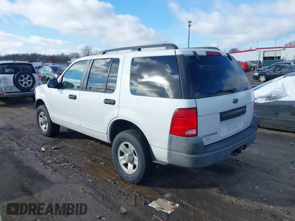 ✅ 2003 Ford Explorer XLS • VIN: 1FMZU72K43ZA48714 • Lot: 41239808. Wystawiony na IAAI z przebiegiem 78 364 mil. Bezpłatny archiwum sprzedaży aukcyjnych z USA i szczegółowy raport historii pojazdu na DreamBid. Zdjęcie 3.
