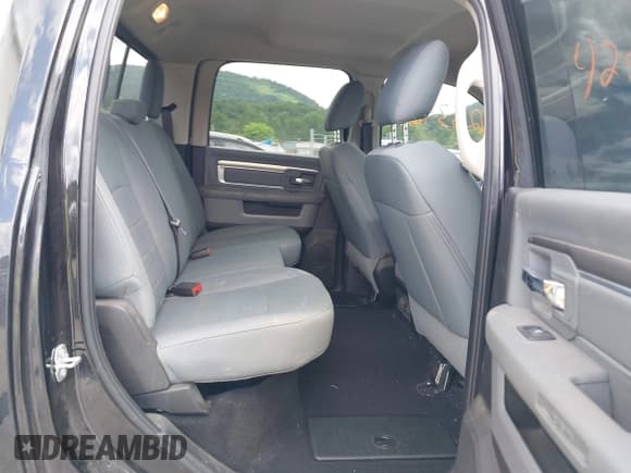 ✅ 2018 Ram 2500 Big Horn • VIN: 3C6UR5DJ3JG343719 • Лот: 42539295. Опубликован ранее на IAAI с пробегом 62 012 миль. Бесплатный доступ к архиву аукционных продаж из США и подробный отчёт об истории автомобиля на DreamBid. Изображение 8.