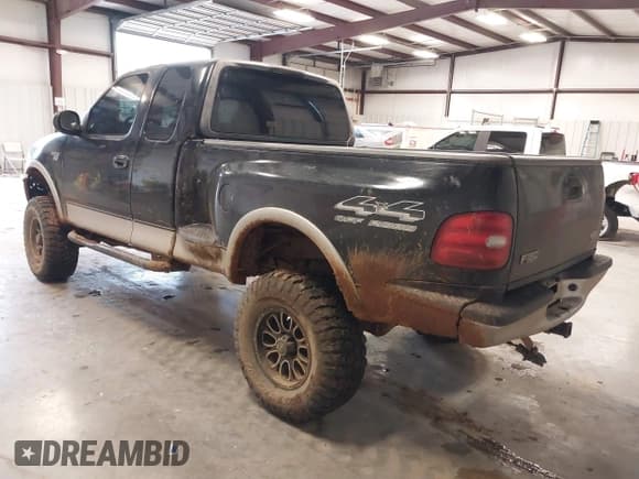 ✅ 1998 Ford F-150 XL • VIN: 1FTRX08L6WKA88552 • Lot: 41549860. Listed on IAAI with 141,247 mi. Free auction sales archive from the USA and detailed vehicle history report at DreamBid. Image 3.