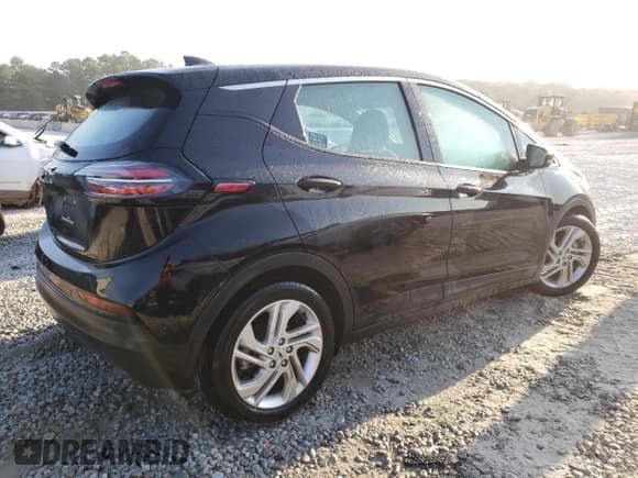 ✅ 2023 Chevrolet Bolt EV 1LT • VIN: 1G1FW6S02P4154133 • Lot: 69672274. Wystawiony na Copart z przebiegiem 38 186 mil. Bezpłatny archiwum sprzedaży aukcyjnych z USA i szczegółowy raport historii pojazdu na DreamBid. Zdjęcie 3.