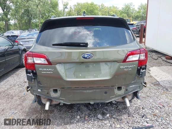 ✅ 2017 Subaru Outback Touring • VIN: 4S4BSETC5H3263578 • Лот: 42688715. Опубликован ранее на IAAI с пробегом 115 119 миль. Бесплатный доступ к архиву аукционных продаж из США и подробный отчёт об истории автомобиля на DreamBid. Изображение 17.