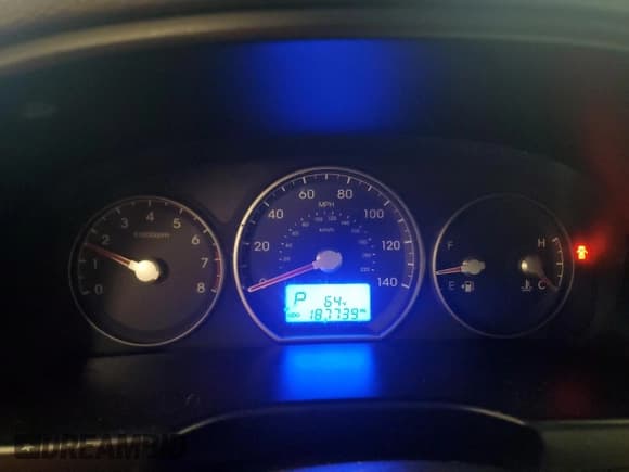 ✅ 2012 Hyundai Santa Fe GLS • VIN: 5XYZG4AG3CG108617 • Lot: 73287674. Listed on Copart with 187,739 mi. Free auction sales archive from the USA and detailed vehicle history report at DreamBid. Image 9.