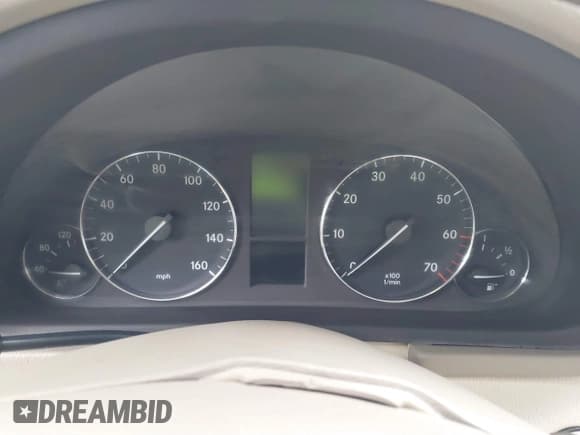 ✅ 2005 Mercedes-Benz C 320 • VIN: WDBRF64J65F576240 • Lot: 41446413. Wystawiony na IAAI z przebiegiem 68 000 mil. Bezpłatny archiwum sprzedaży aukcyjnych z USA i szczegółowy raport historii pojazdu na DreamBid. Zdjęcie 7.