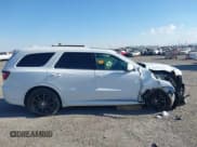 ✅ 2018 Dodge Durango R/T • VIN: 1C4SDHCTXJC366498 • Lot: 43137817. Wystawiony na IAAI z przebiegiem 89 781 mil. Bezpłatny archiwum sprzedaży aukcyjnych z USA i szczegółowy raport historii pojazdu na DreamBid. Zdjęcie 13.