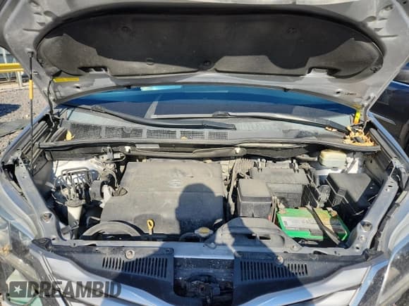 ✅ 2015 Toyota Sienna XLE • VIN: 5TDYK3DC2FS537462 • Lot: 92314205. Listed on Copart with 230,638 mi. Free auction sales archive from the USA and detailed vehicle history report at DreamBid. Image 12.