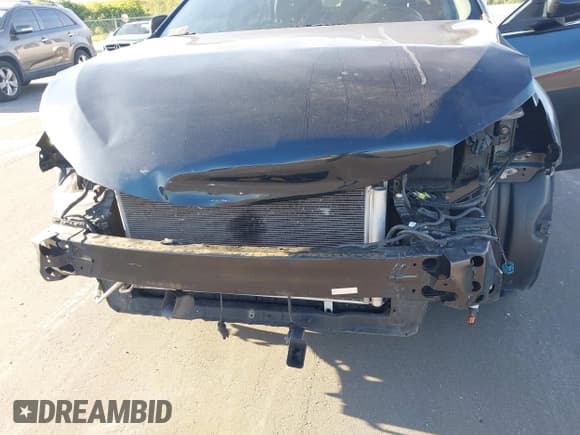 ✅ 2017 Toyota Camry XLE • VIN: 4T1BF1FK0HU317539 • Lot: 43276302. Listed on IAAI with 167,154 mi. Free auction sales archive from the USA and detailed vehicle history report at DreamBid. Image 6.