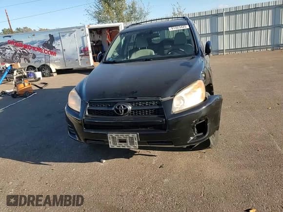 ✅ 2010 Toyota RAV4 • VIN: JTMBF4DV3A5032336 • Лот: 91423425. Опубликован ранее на Copart с пробегом 167 914 миль. Бесплатный доступ к архиву аукционных продаж из США и подробный отчёт об истории автомобиля на DreamBid. Изображение 13.