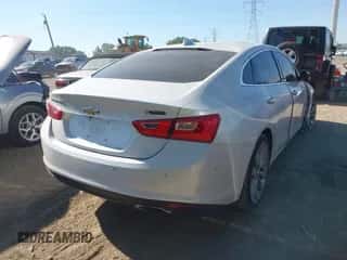 2017 Chevrolet Malibu Premier z VIN 1G1ZH5SX3HF109724, wystawiony jako IAAI lot #43117243 z przebiegiem 86 952 mil mil oraz . Historia ofert i sprzedaży dostępna na DreamBid. Obrazek 4.