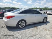 ✅ 2011 Hyundai Sonata SE • VIN: 5NPEC4AC7BH288585 • Lot: 55913764. Wystawiony na Copart z przebiegiem 73 186 mil. Bezpłatny archiwum sprzedaży aukcyjnych z USA i szczegółowy raport historii pojazdu na DreamBid. Zdjęcie 3.