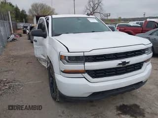 ✅ 2016 Chevrolet Silverado 1500 Custom • VIN: 1GCVKPEC2GZ333897 • Lot: 41909288. Wystawiony na IAAI z przebiegiem 204 934 mil. Bezpłatny archiwum sprzedaży aukcyjnych z USA i szczegółowy raport historii pojazdu na DreamBid. Zdjęcie 1.