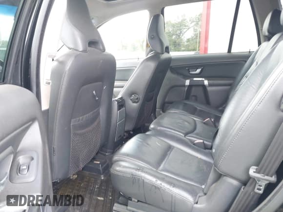 ✅ 2013 Volvo XC90 Premier Plus • VIN: YV4952CY9D1661481 • Lot: 43301097. Listed on IAAI with 221,341 mi. Free auction sales archive from the USA and detailed vehicle history report at DreamBid. Image 8.