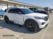 ✅ 2021 Ford Explorer XLT • VIN: 1FMSK7DH2MGA51634 • Lot: 52757105. Wystawiony na Copart z przebiegiem 58 510 mil. Bezpłatny archiwum sprzedaży aukcyjnych z USA i szczegółowy raport historii pojazdu na DreamBid. Zdjęcie 4.