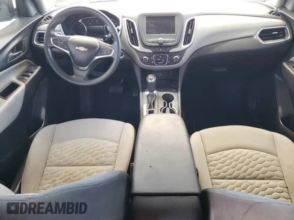 2020 Chevrolet Equinox LT z VIN 2GNAXKEV9L6140437, wystawiony jako Copart lot #89467805 z przebiegiem 118 515 mil mil oraz Czysty tytuł • Clean title. Historia ofert i sprzedaży dostępna na DreamBid. Obrazek 8.