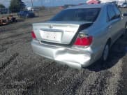 ✅ 2005 Toyota Camry STD • VIN: JTDBE32K553032166 • Lot: 43557922. Listed on IAAI with 275,367 mi. Free auction sales archive from the USA and detailed vehicle history report at DreamBid. Image 6.