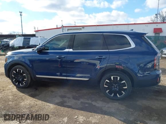 ✅ 2023 Kia Telluride SX Prestige X-Line • VIN: 5XYP5DGC3PG366269 • Лот: 41695405. Опубликован ранее на IAAI с пробегом 49 676 миль. Бесплатный доступ к архиву аукционных продаж из США и подробный отчёт об истории автомобиля на DreamBid. Изображение 14.