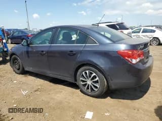 ✅ 2015 Chevrolet Cruze LT • VIN: 1G1PC5SB5F7103490 • Lot: 62934365. Listed on Copart with 101,725 mi. Free auction sales archive from the USA and detailed vehicle history report at DreamBid. Image 2.