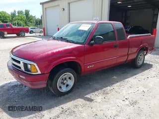 ✅ 1995 Chevrolet S-10 LS • VIN: 1GCCS19Z8S8231179 • Лот: 42264019. Опубликован ранее на IAAI с пробегом 191 519 миль. Бесплатный доступ к архиву аукционных продаж из США и подробный отчёт об истории автомобиля на DreamBid. Изображение 2.