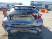 ✅ 2019 Toyota C-HR XLE • VIN: JTNKHMBX6K1053345 • Лот: 43464223. Опубликован ранее на IAAI с пробегом 127 118 миль. Бесплатный доступ к архиву аукционных продаж из США и подробный отчёт об истории автомобиля на DreamBid. Изображение 17.