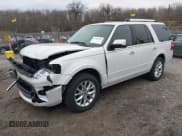 ✅ 2015 Ford Expedition Limited • VIN: 1FMJU2AT3FEF14056 • Lot: 41700795. Wystawiony na IAAI z przebiegiem 131 667 mil. Bezpłatny archiwum sprzedaży aukcyjnych z USA i szczegółowy raport historii pojazdu na DreamBid. Zdjęcie 2.