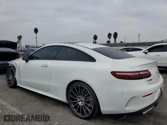 ✅ 2022 Mercedes-Benz E 450 • VIN: W1K1J5JB0NF176703 • Лот: 91128655. Опубликован ранее на Copart с пробегом 18 469 миль. Бесплатный доступ к архиву аукционных продаж из США и подробный отчёт об истории автомобиля на DreamBid. Изображение 2.