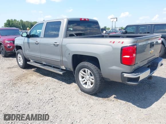 ✅ 2017 Chevrolet Silverado 1500 LT • VIN: 3GCUKREH8HG322388 • Лот: 42586115. Опубликован ранее на IAAI с пробегом 98 627 миль. Бесплатный доступ к архиву аукционных продаж из США и подробный отчёт об истории автомобиля на DreamBid. Изображение 3.