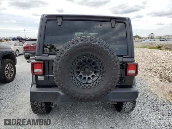 ✅ 2019 Jeep Wrangler Unlimited Sport S • VIN: 1C4HJXDG1KW676361 • Лот: 80291885. Опубликован ранее на Copart с пробегом 95 169 миль. Бесплатный доступ к архиву аукционных продаж из США и подробный отчёт об истории автомобиля на DreamBid. Изображение 6.