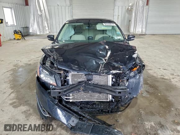 ✅ 2014 Volkswagen Passat SEL Premium • VIN: 1VWCN7A32EC046318 • Lot: 94334875. Listed on Copart with 110,181 mi. Free auction sales archive from the USA and detailed vehicle history report at DreamBid. Image 5.