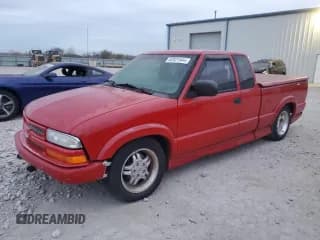 ✅ 2001 Chevrolet S-10 LS • VIN: 1GCCS19W918181171 • Лот: 82821544. Опубликован ранее на Copart с пробегом 189 044 миль. Бесплатный доступ к архиву аукционных продаж из США и подробный отчёт об истории автомобиля на DreamBid. Изображение 1.