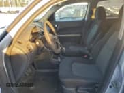 ✅ 2009 Chevrolet HHR LS • VIN: 3GNCA13B79S601657 • Лот: 95484335. Опубликован ранее на Copart с пробегом 147 182 миль. Бесплатный доступ к архиву аукционных продаж из США и подробный отчёт об истории автомобиля на DreamBid. Изображение 7.