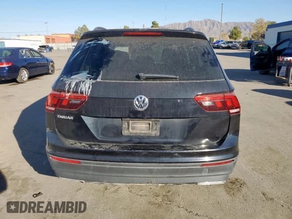 ✅ 2019 Volkswagen Tiguan S • VIN: 3VV1B7AX9KM019263 • Lot: 93143895. Listed on Copart with 113,314 mi. Free auction sales archive from the USA and detailed vehicle history report at DreamBid. Image 6.