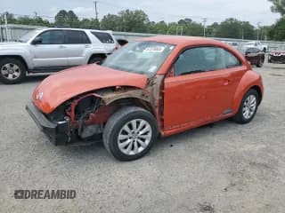 ✅ 2016 Volkswagen Beetle S • VIN: 3VWF07AT6GM627401 • Lot: 57578065. Listed on Copart with 91,430 mi. Free auction sales archive from the USA and detailed vehicle history report at DreamBid. Image 1.
