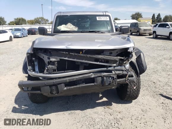 ✅ 2021 Ford Bronco • VIN: 1FMEE5DP4MLA72847 • Lot: 69575825. Wystawiony na Copart z przebiegiem 22 682 mil. Bezpłatny archiwum sprzedaży aukcyjnych z USA i szczegółowy raport historii pojazdu na DreamBid. Zdjęcie 5.