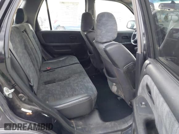 ✅ 2004 Honda CR-V LX • VIN: SHSRD78534U252748 • Lot: 43668776. Wystawiony na IAAI z przebiegiem 218 321 mil. Bezpłatny archiwum sprzedaży aukcyjnych z USA i szczegółowy raport historii pojazdu na DreamBid. Zdjęcie 8.