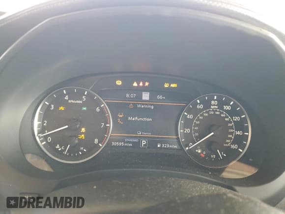 ✅ 2022 Infiniti QX55 Essential • VIN: 3PCAJ5K36NF111554 • Lot: 68943015. Wystawiony na Copart z przebiegiem 30 595 mil. Bezpłatny archiwum sprzedaży aukcyjnych z USA i szczegółowy raport historii pojazdu na DreamBid. Zdjęcie 9.