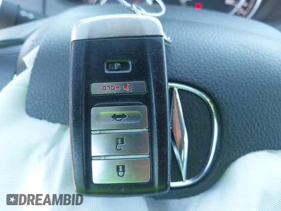 ✅ 2018 Acura TLX • VIN: 19UUB1F37JA005597 • Lot: 43626117. Listed on IAAI with 114,693 mi. Free auction sales archive from the USA and detailed vehicle history report at DreamBid. Image 11.