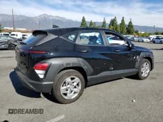 2024 Hyundai Kona SE with VIN KM8HA3ABXRU046356, listed as a Copart auction lot 79262384 with 5,179 mi miles and Salvage title. Bid and sale history available at DreamBid. Image 3.