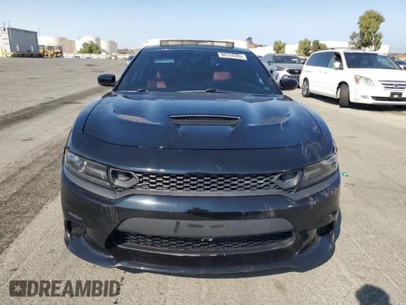 ✅ 2019 Dodge Charger SRT Hellcat • VIN: 2C3CDXL90KH618913 • Lot: 80744345. Wystawiony na Copart z przebiegiem 23 553 mil. Bezpłatny archiwum sprzedaży aukcyjnych z USA i szczegółowy raport historii pojazdu na DreamBid. Zdjęcie 5.