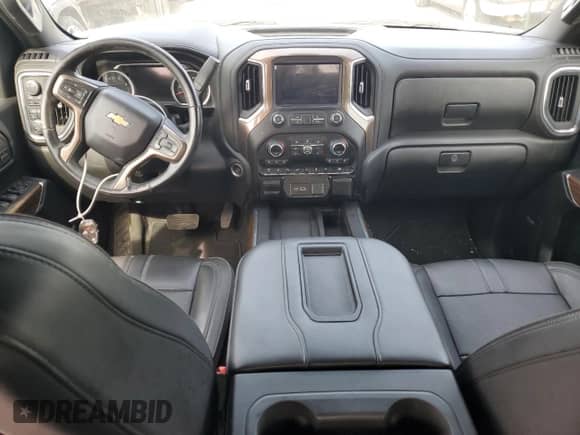 2021 Chevrolet Silverado 3500HD High Country z VIN 1GC4YVEY0MF246295, wystawiony jako Copart lot #70669874 z przebiegiem 134 097 mil mil oraz Szkoda całkowita • Salvage title. Historia ofert i sprzedaży dostępna na DreamBid. Obrazek 8.