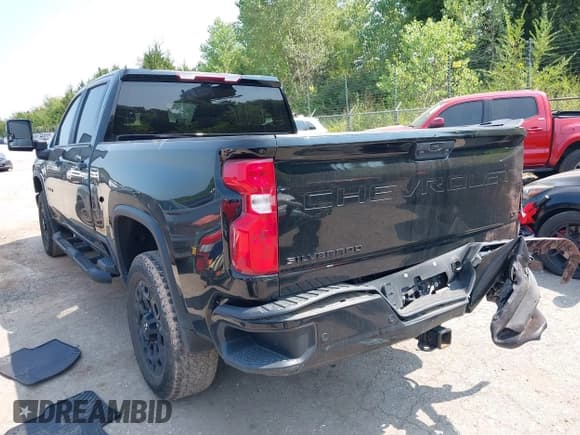 ✅ 2022 Chevrolet Silverado 2500HD LT • VIN: 1GC1YNEY6NF239985 • Лот: 43137826. Опубликован ранее на IAAI с пробегом 65 207 миль. Бесплатный доступ к архиву аукционных продаж из США и подробный отчёт об истории автомобиля на DreamBid. Изображение 3.