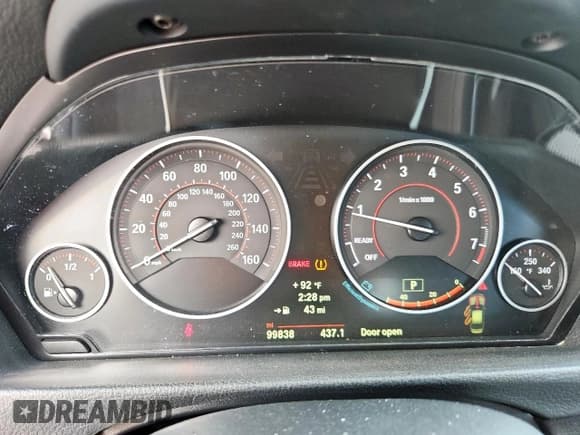 ✅ 2014 BMW 3 Series 328i • VIN: WBA3C1C54EK115081 • Lot: 81283795. Wystawiony na Copart z przebiegiem 99 838 mil. Bezpłatny archiwum sprzedaży aukcyjnych z USA i szczegółowy raport historii pojazdu na DreamBid. Zdjęcie 9.