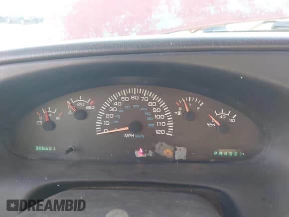 ✅ 2001 Dodge RAM • VIN: 2B7KB31Y61K510927 • Lot: 43677508. Listed on IAAI with 306,691 mi. Free auction sales archive from the USA and detailed vehicle history report at DreamBid. Image 7.