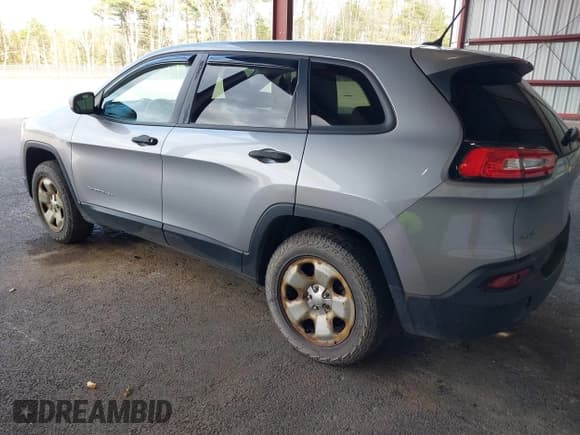 ✅ 2014 Jeep Cherokee Sport • VIN: 1C4PJMAB7EW189172 • Lot: 43600727. Wystawiony na IAAI z przebiegiem 177 617 mil. Bezpłatny archiwum sprzedaży aukcyjnych z USA i szczegółowy raport historii pojazdu na DreamBid. Zdjęcie 3.