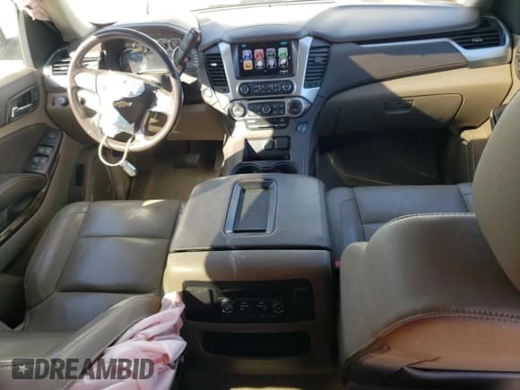 ✅ 2020 Chevrolet Suburban LT • VIN: 1GNSKHKC7LR217481 • Lot: 73417584. Wystawiony na Copart z przebiegiem 86 209 mil. Bezpłatny archiwum sprzedaży aukcyjnych z USA i szczegółowy raport historii pojazdu na DreamBid. Zdjęcie 8.