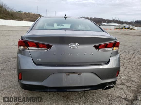 ✅ 2019 Hyundai Sonata SE • VIN: 5NPE24AF0KH742446 • Lot: 45921423. Listed on Copart with 24,876 mi. Free auction sales archive from the USA and detailed vehicle history report at DreamBid. Image 6.